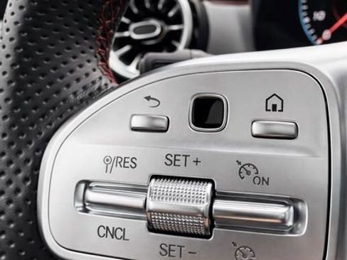 Used 2022 Mercedes-Benz CLA 35 AMG 4MATIC image 31