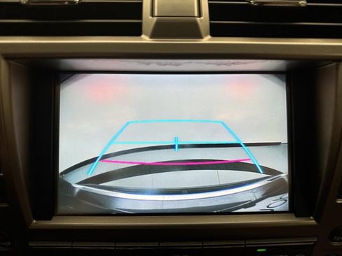 Used 2016 Lexus GX 460 w/ Premium Package AWD/4WD image 16