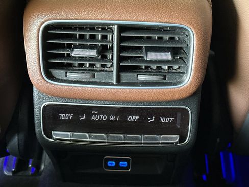 Certified 2024 Mercedes-Benz GLS 450 4MATIC image 16