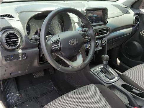 Used 2020 Hyundai Kona SEL Plus FWD image 10