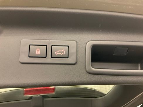 Certified 2025 Subaru Forester Touring w/ Touring Package image 36