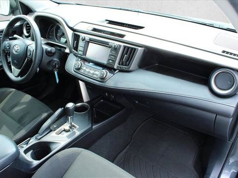 Used 2015 Toyota RAV4 XLE AWD/4WD image 26