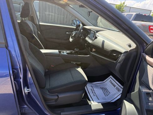 Used 2021 Nissan Rogue SV FWD image 10