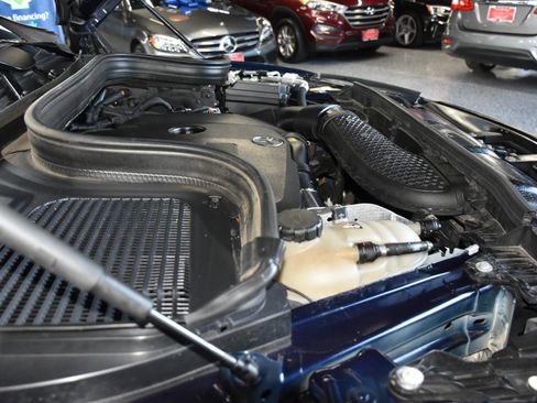 Used 2020 Mercedes-Benz GLE 350 4MATIC w/ 3rd Row Seat Package image 18
