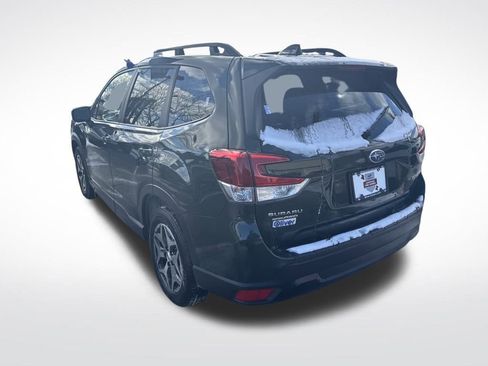 Certified 2023 Subaru Forester Premium image 11