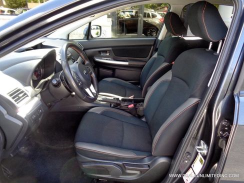 Used 2016 Subaru Crosstrek 2.0i Premium image 9