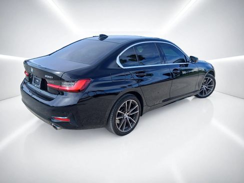 Used 2019 BMW 330i xDrive Sedan w/ Premium Package AWD/4WD image 5