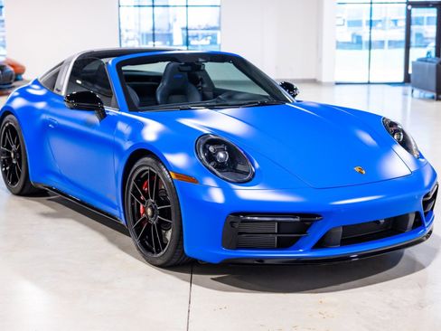 Used 2024 Porsche 911 Targa 4 GTS AWD/4WD image 10