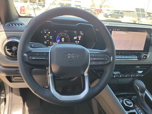 New 2026 Chevrolet Colorado ZR2 w/ Technology Package AWD/4WD image 19