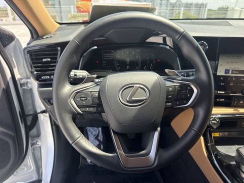 Used 2025 Lexus NX 250 FWD w/ Towing Package (2000 Lbs) image 14