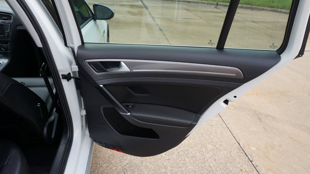Used 2017 Volkswagen Golf Alltrack SE AWD/4WD image 19