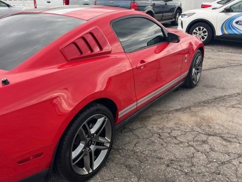 Used 2010 Ford Mustang Shelby GT500 image 13