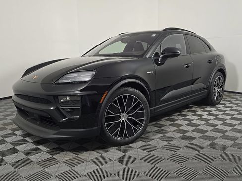 Certified 2026 Porsche Macan 4 Electric AWD/4WD image 1