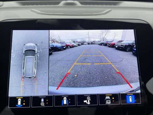 Used 2023 Chevrolet Equinox RS w/ RS Leather Package image 29