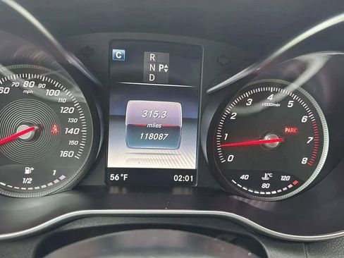 Used 2017 Mercedes-Benz C 300 4MATIC Coupe image 34