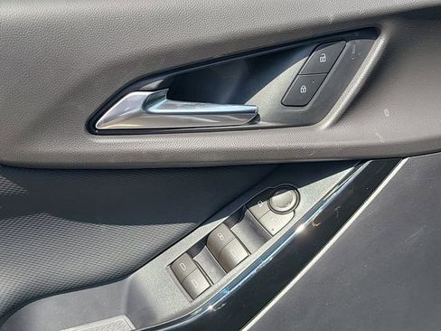 New 2026 Chevrolet Equinox LT image 16