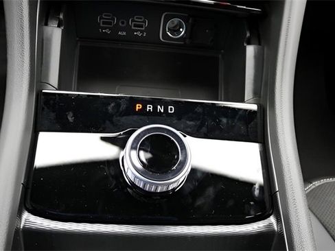 New 2025 Jeep Grand Cherokee Altitude image 24