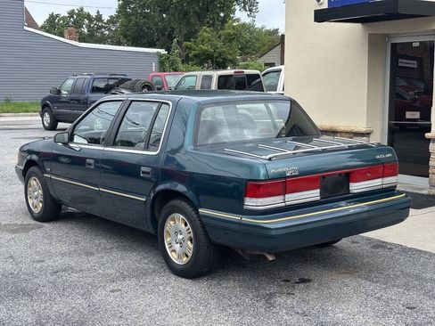Used 1995 Plymouth Acclaim FWD image 7