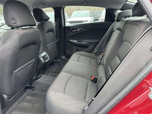 Used 2018 Chevrolet Malibu LT image 13