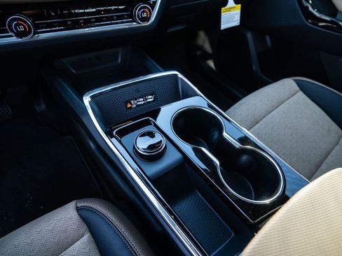 New 2026 Chevrolet Equinox ACTIV image 23