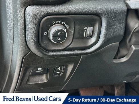 Used 2022 RAM 1500 Big Horn AWD/4WD image 15