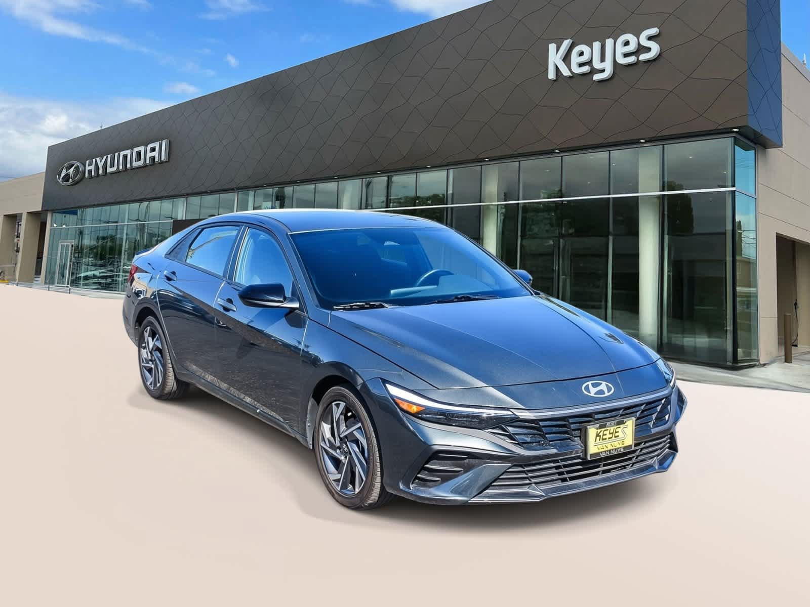 Certified 2025 Hyundai Elantra Sport w/ Cargo Package FWD image 3