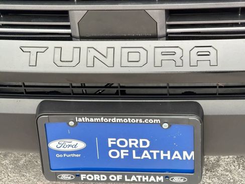 Used 2022 Toyota Tundra Limited image 13