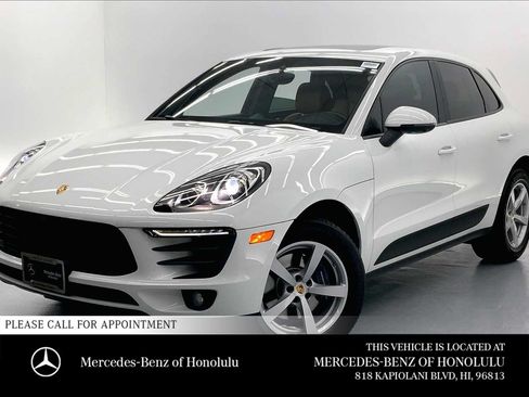 Used 2017 Porsche Macan AWD/4WD image 1