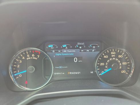 Used 2016 Ford F150 Lariat w/ Equipment Group 501A Mid image 18