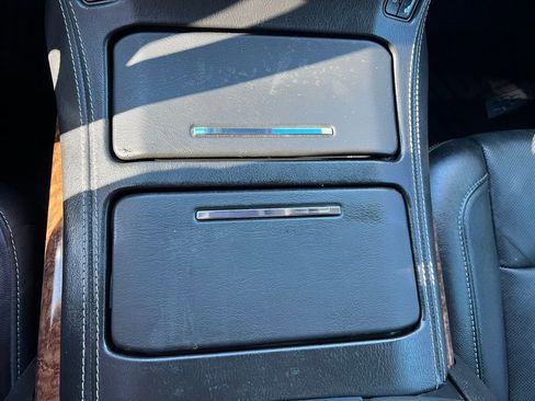 Used 2019 Chevrolet Suburban Premier image 44