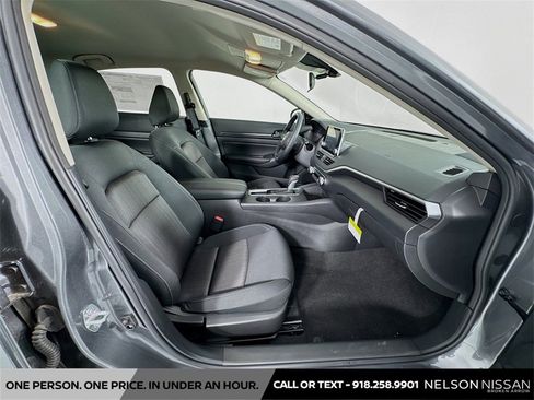 New 2025 Nissan Altima 2.5 S image 25