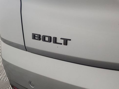 New 2027 Chevrolet Bolt LT w/ Comfort Package image 28