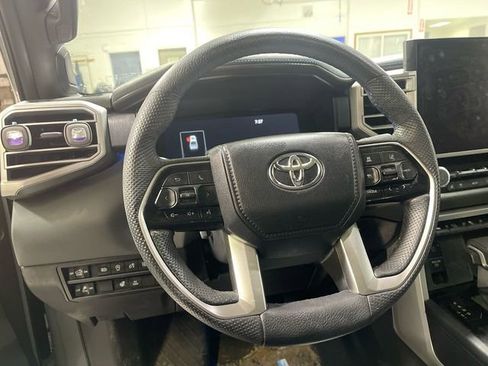 Used 2024 Toyota Tundra Platinum image 10