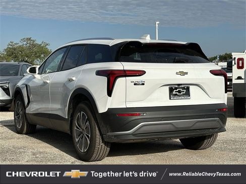 New 2025 Chevrolet Blazer EV LT image 4