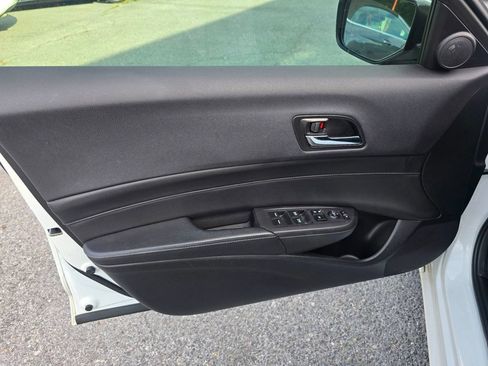Used 2014 Acura ILX FWD image 10