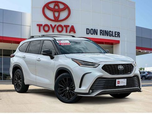 Used 2024 Toyota Highlander XSE AWD/4WD image 1