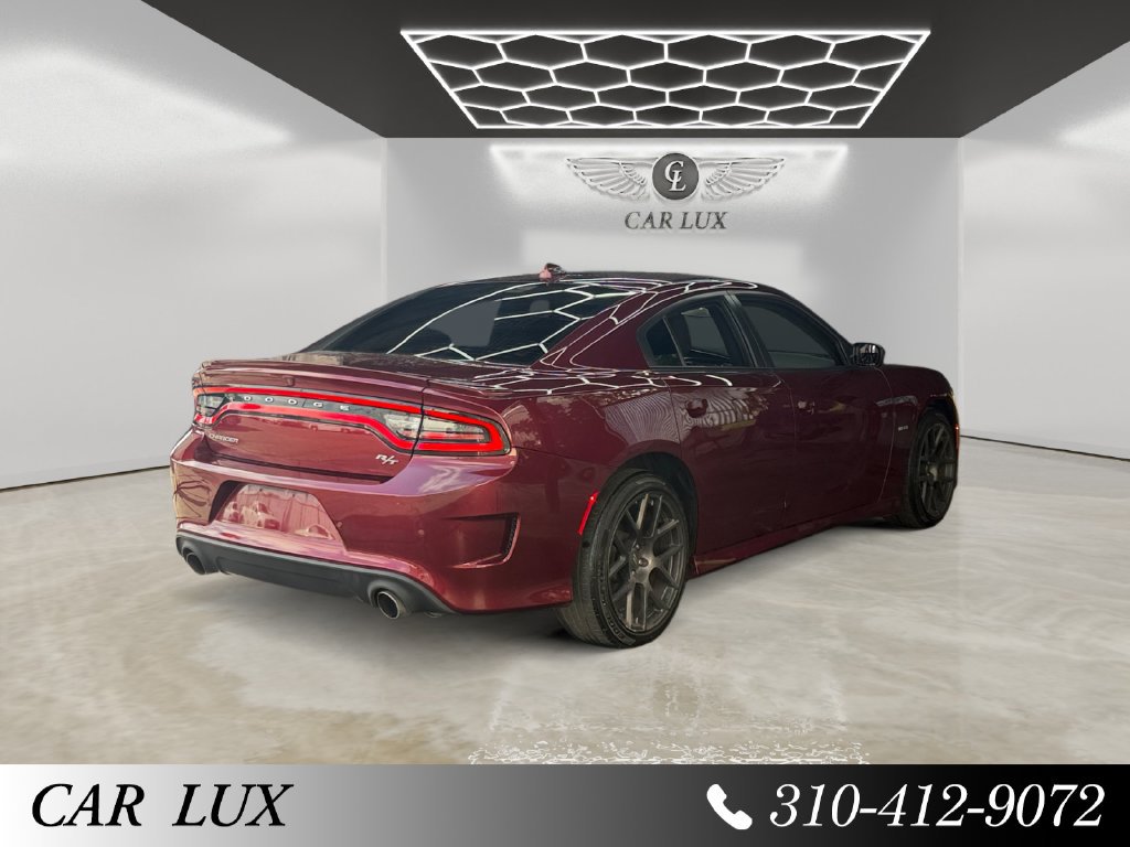 Used 2018 Dodge Charger R/T w/ Beats Audio Group RWD image 5