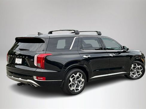Used 2022 Hyundai Palisade Calligraphy w/ Cargo Package image 6