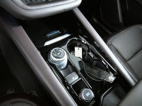 Certified 2025 Ford Explorer Platinum AWD/4WD image 20