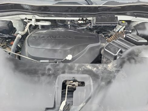 Used 2022 Honda Pilot Touring image 17