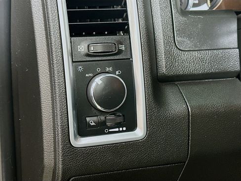 Used 2022 RAM 1500 Classic Warlock w/ Electronics Group image 10