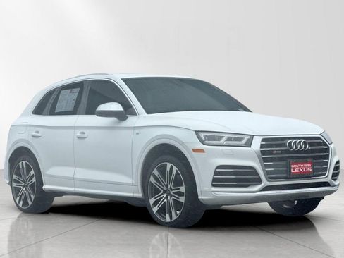 Used 2018 Audi SQ5 Premium Plus w/ Navigation Package image 8