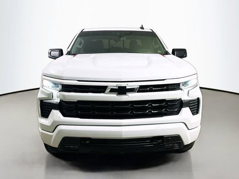 Used 2023 Chevrolet Silverado 1500 RST image 2