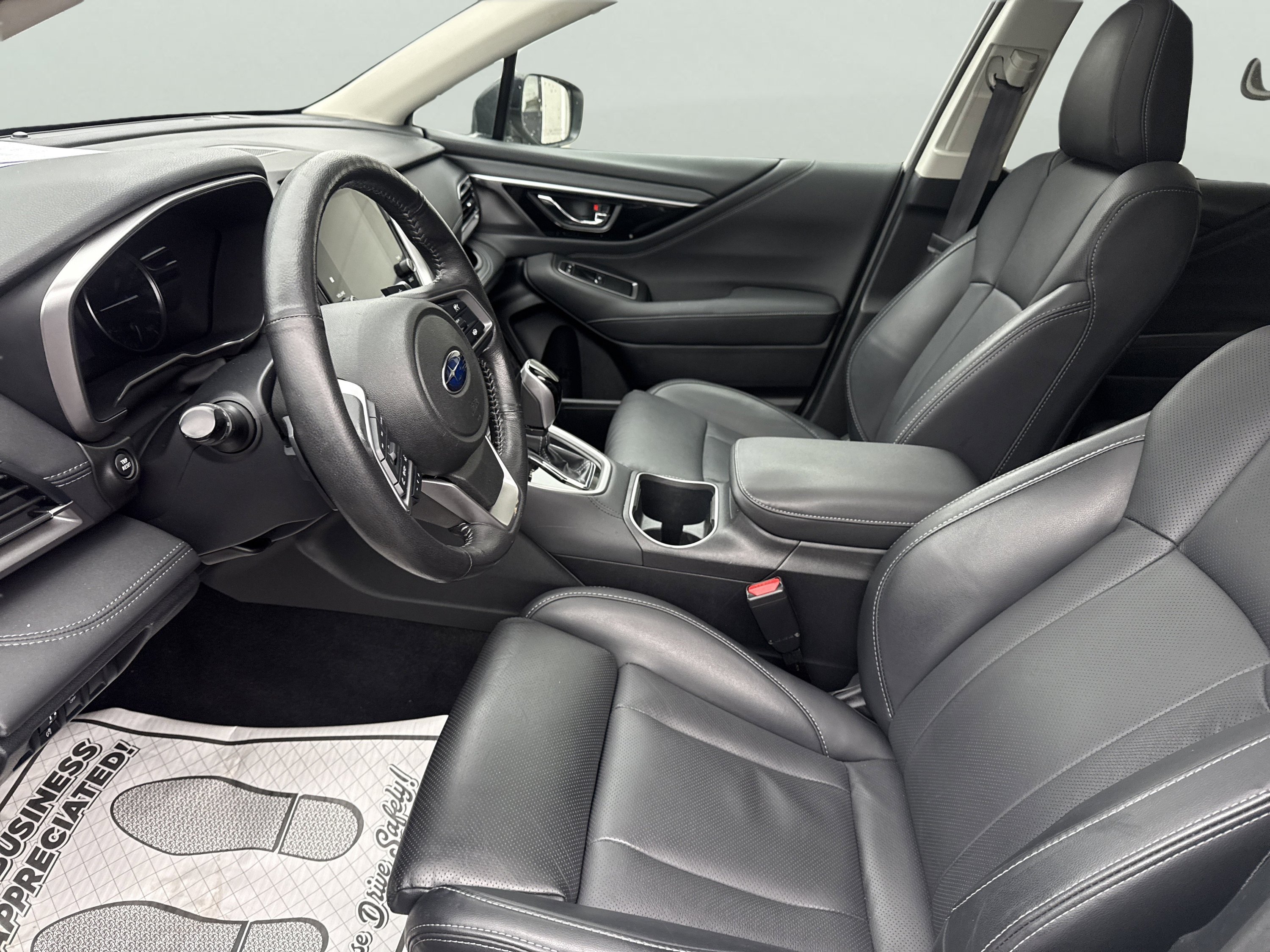 Used 2023 Subaru Outback Limited XT AWD/4WD image 18