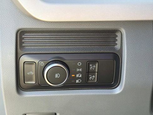 New 2026 Ford F250 XL w/ XL Chrome Package image 15