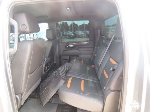Used 2024 GMC Sierra 2500 AT4 AWD/4WD image 20