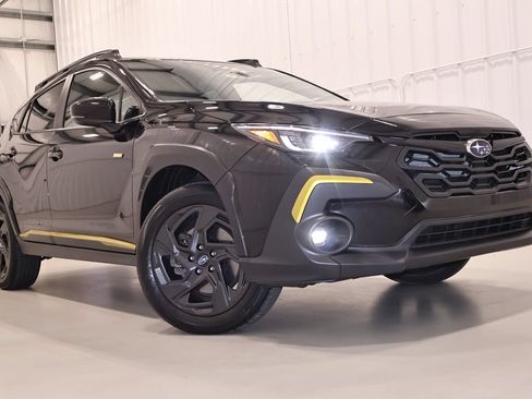 Used 2024 Subaru Crosstrek 2.5i Sport AWD/4WD image 32