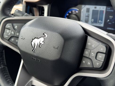 Used 2023 Ford Bronco Outer Banks image 31