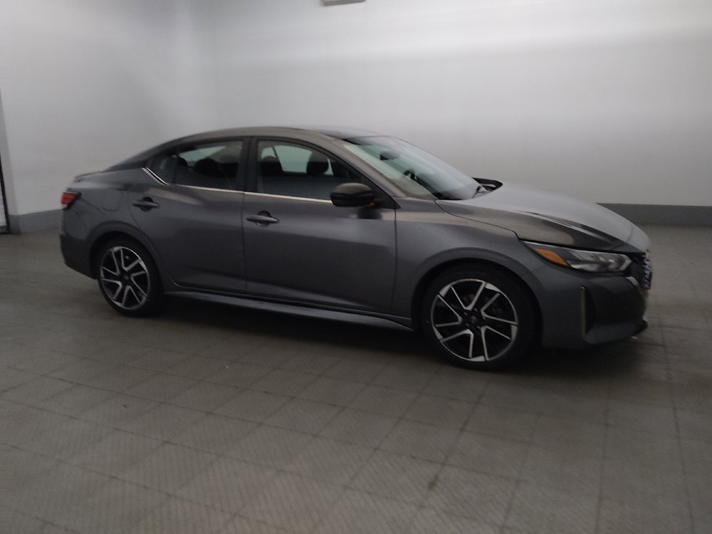 Used 2024 Nissan Sentra SR FWD image 11