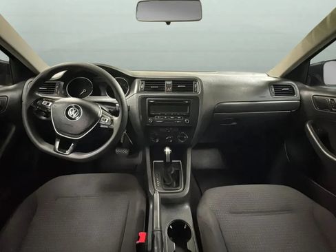 Used 2015 Volkswagen Jetta S FWD image 10